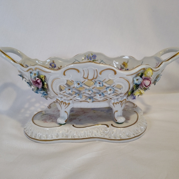 19th Century Carl Thieme Reticulated Centerpiece RARE WITH BASE - Picture 2 of 12